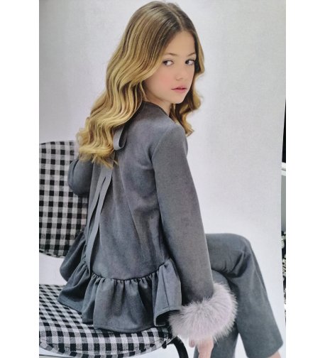 Conjunto JUNIOR pantalón y blusa con pelo gris