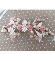 Prendido flores con perlas y brillantes