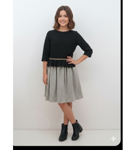 Vestido negro con chenilla oro/pedrería